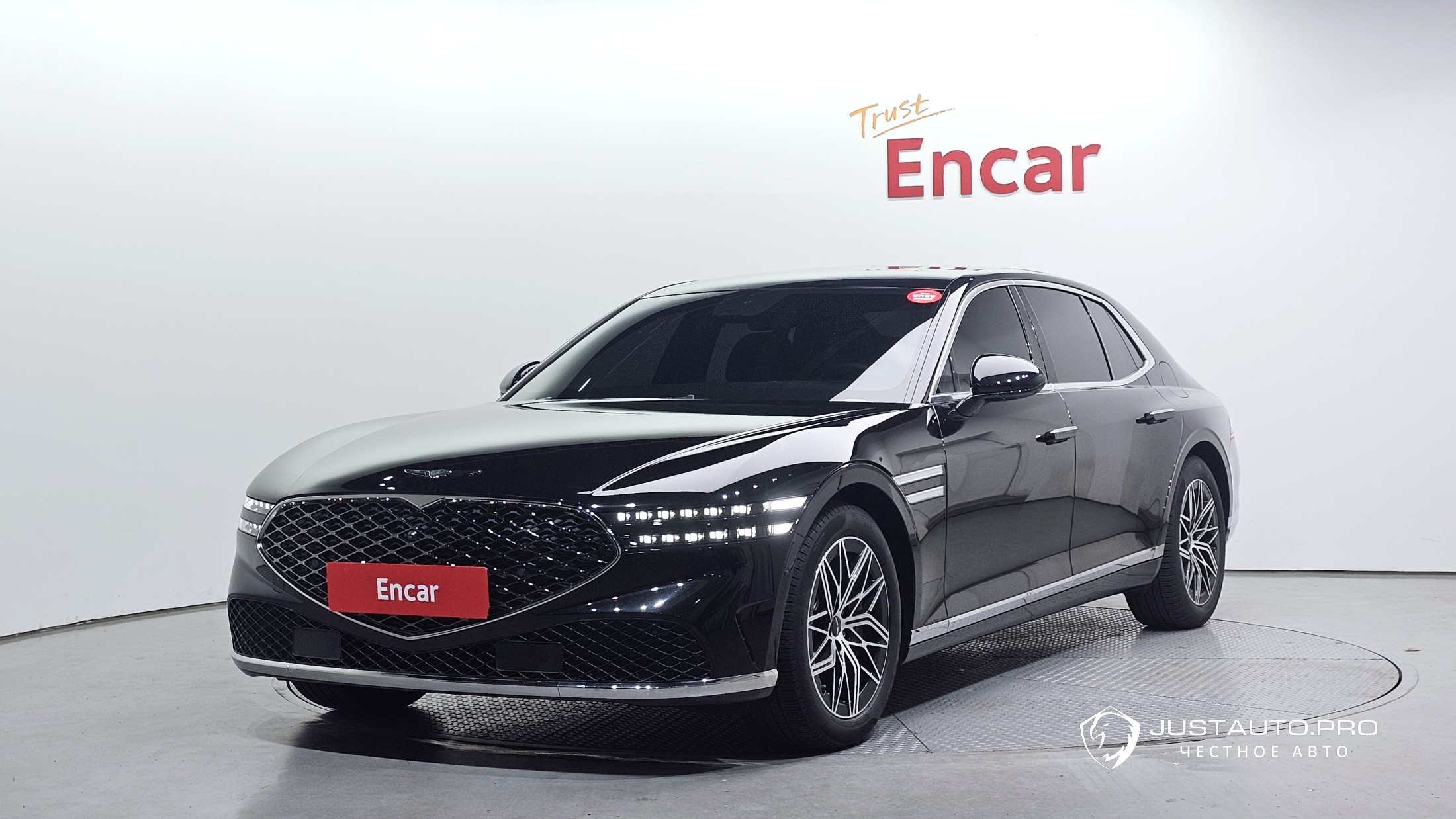 Автомобиль Genesis G90