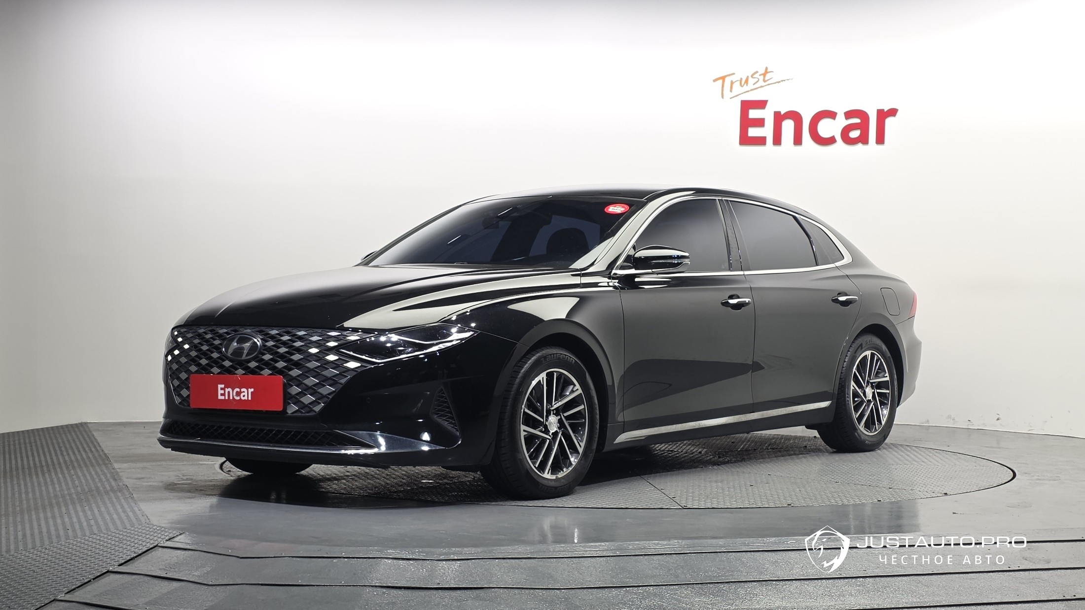 Автомобиль Hyundai Grandeur