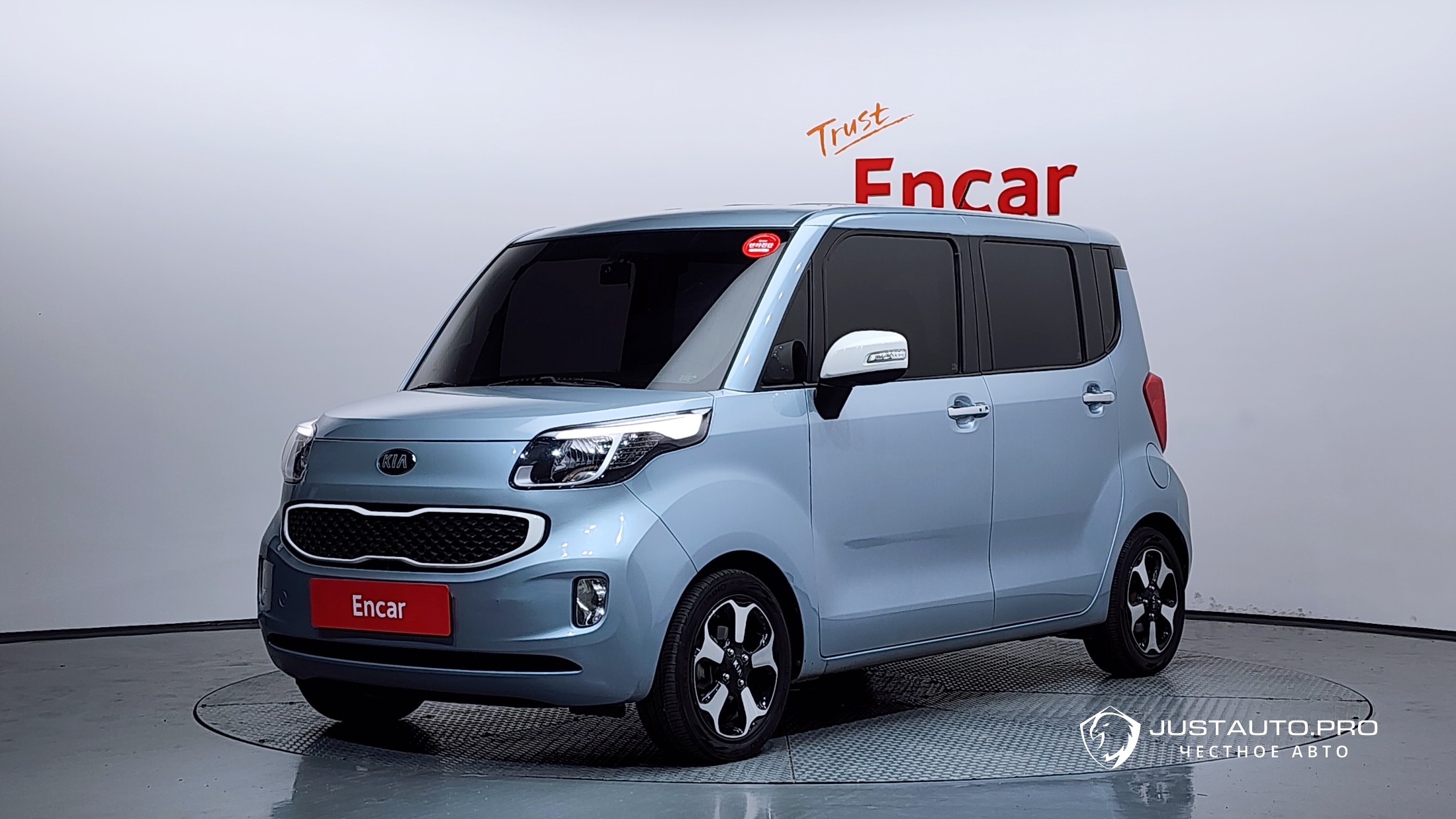 Автомобиль Kia RAY