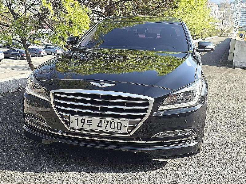 Автомобиль Hyundai Genesis