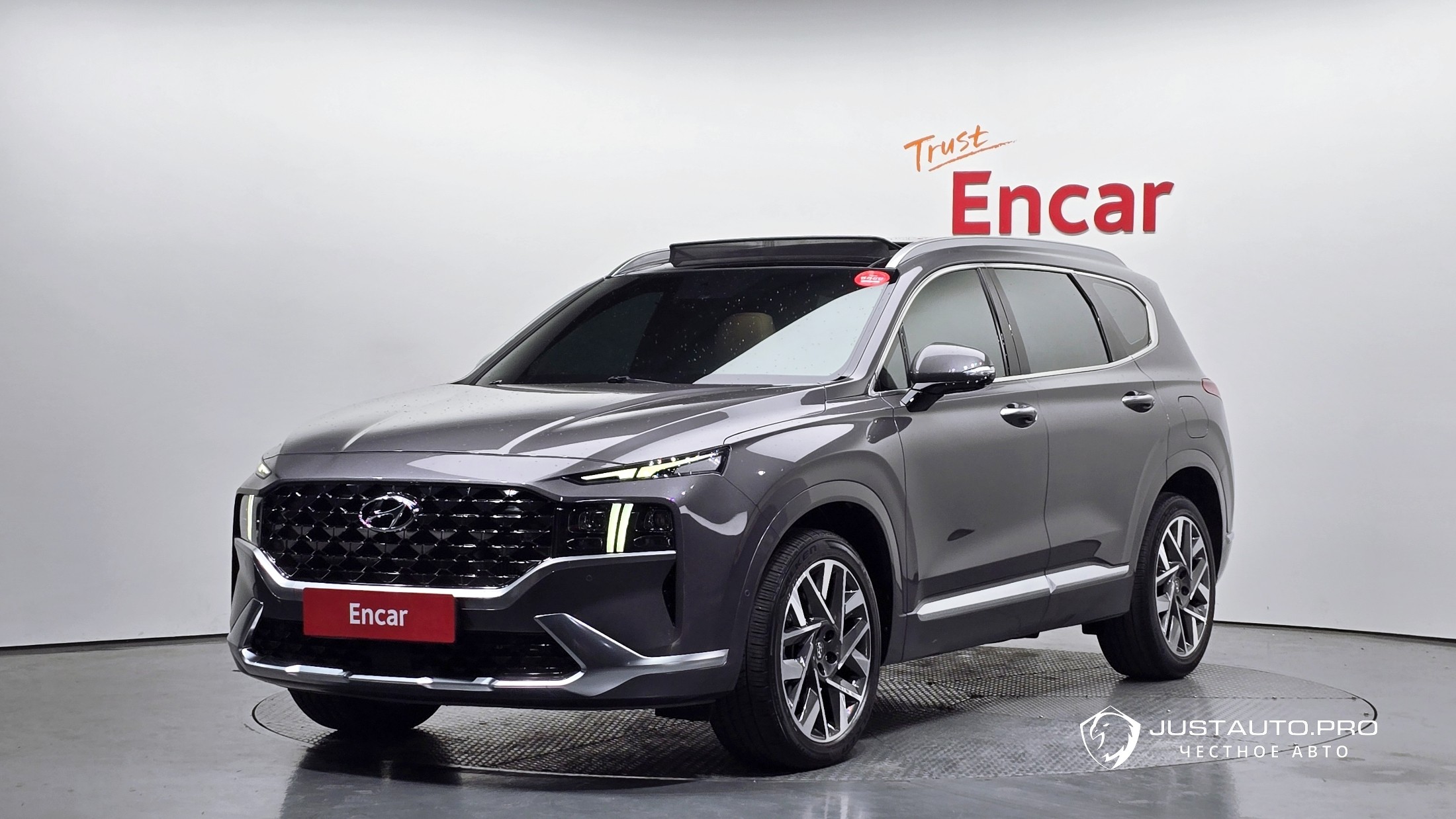 Автомобиль Hyundai Santafe
