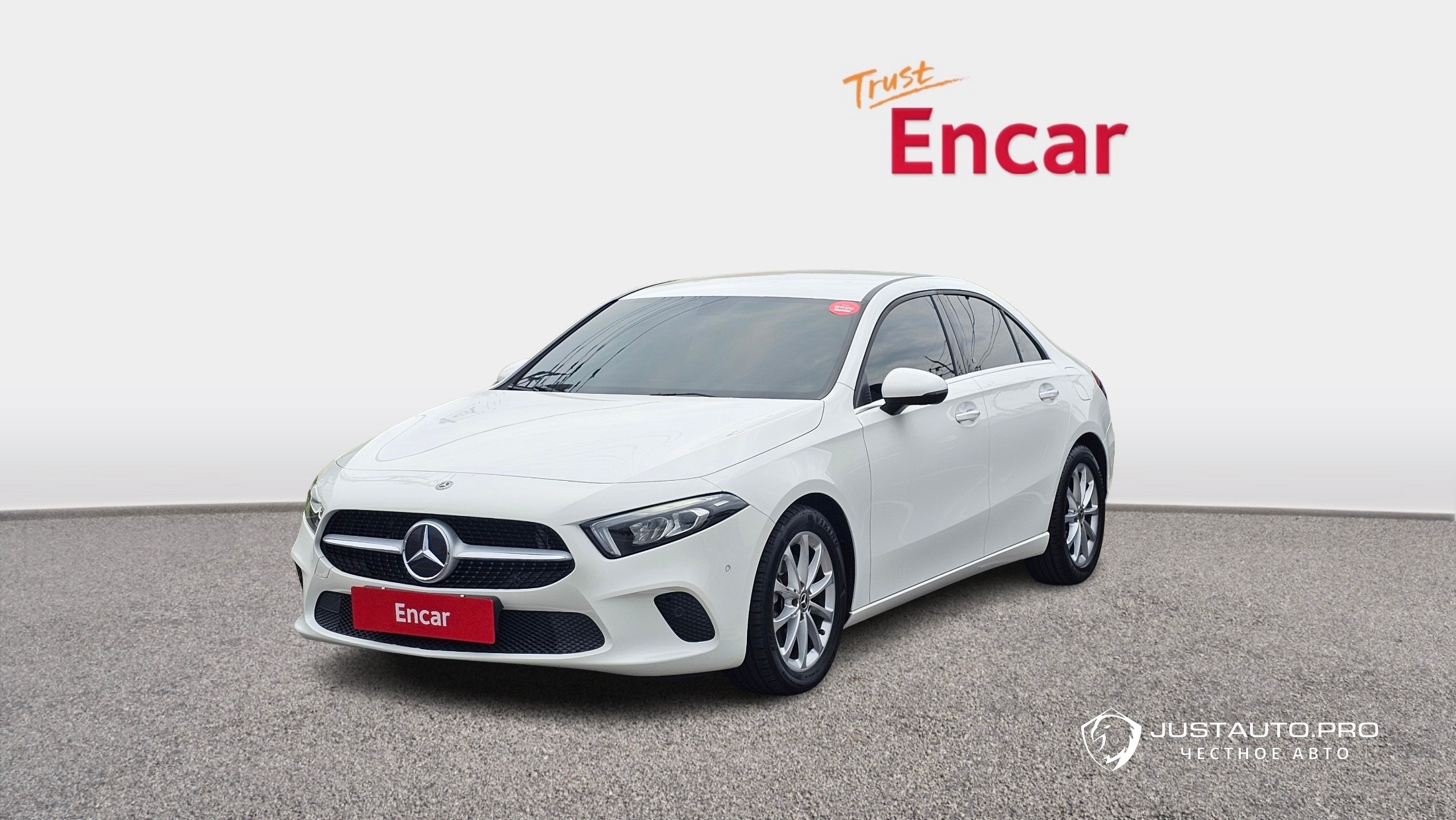 Автомобиль Mercedes-Benz A-Class