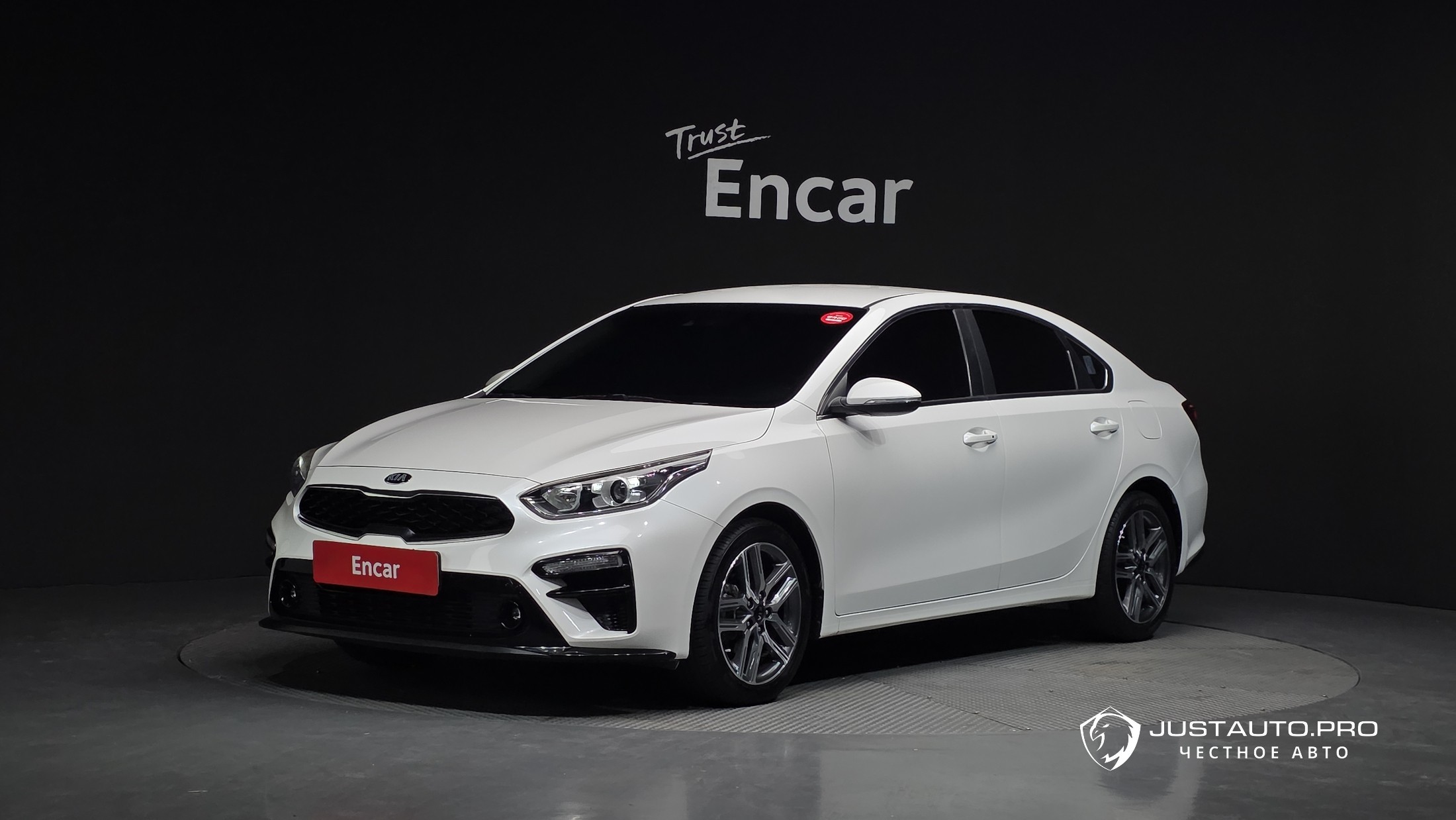 Автомобиль Kia K3