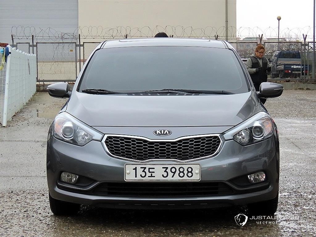 Автомобиль Kia K3