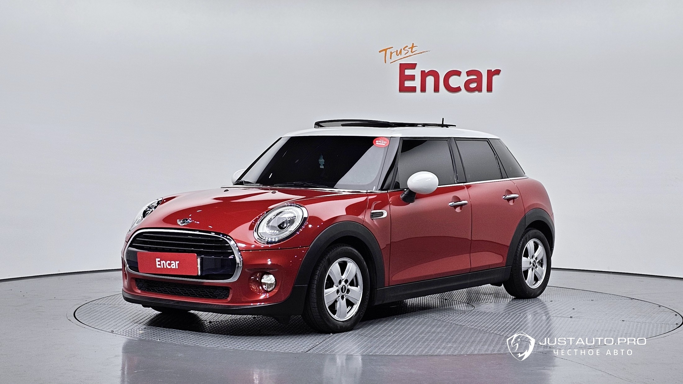 Автомобиль Mini Cooper