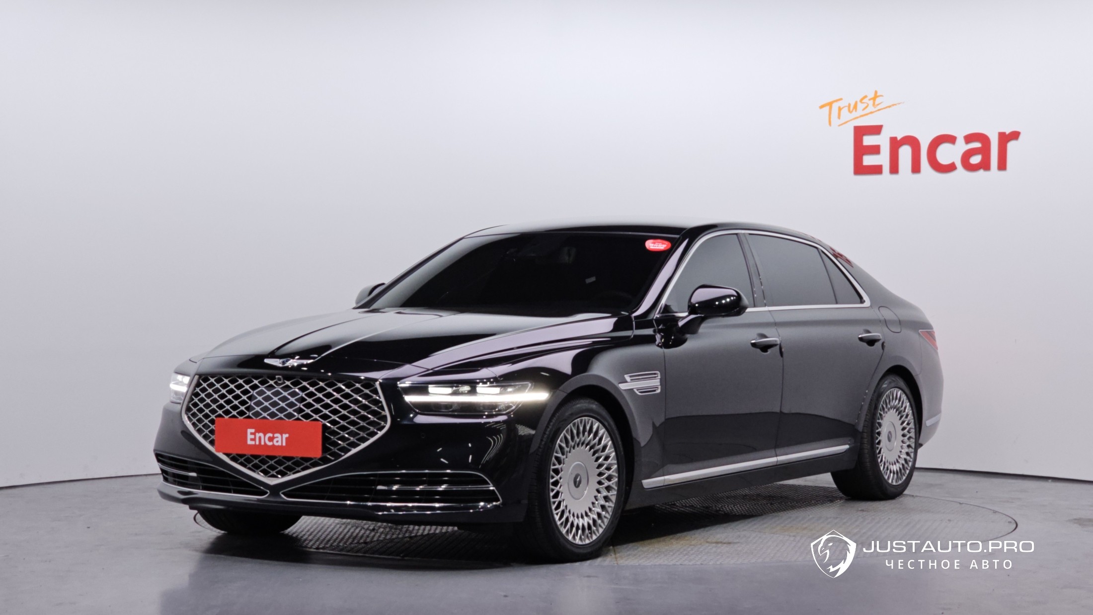 Автомобиль Genesis G90