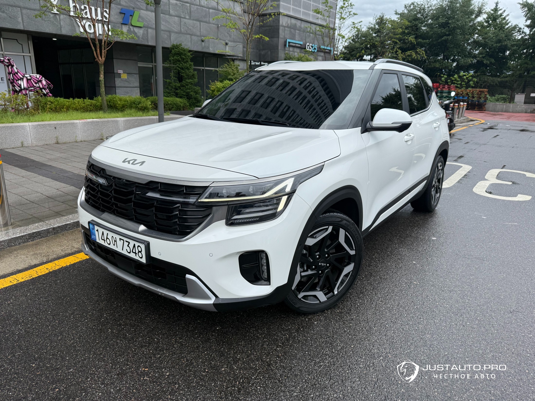 Автомобиль Kia Seltos