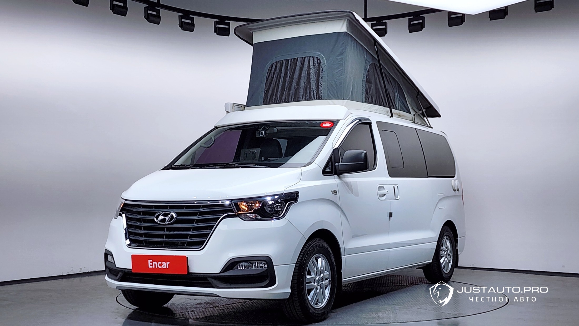 Автомобиль Hyundai Starex