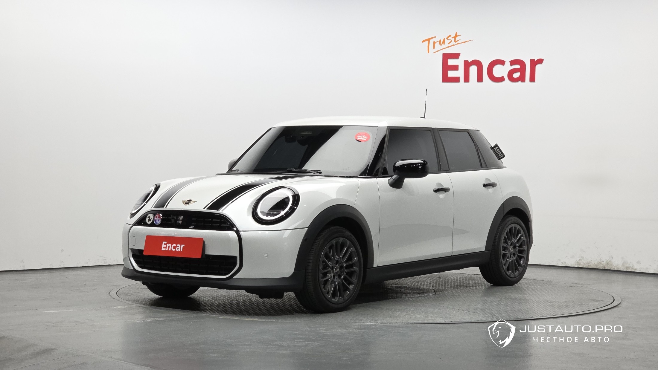 Автомобиль Mini Cooper
