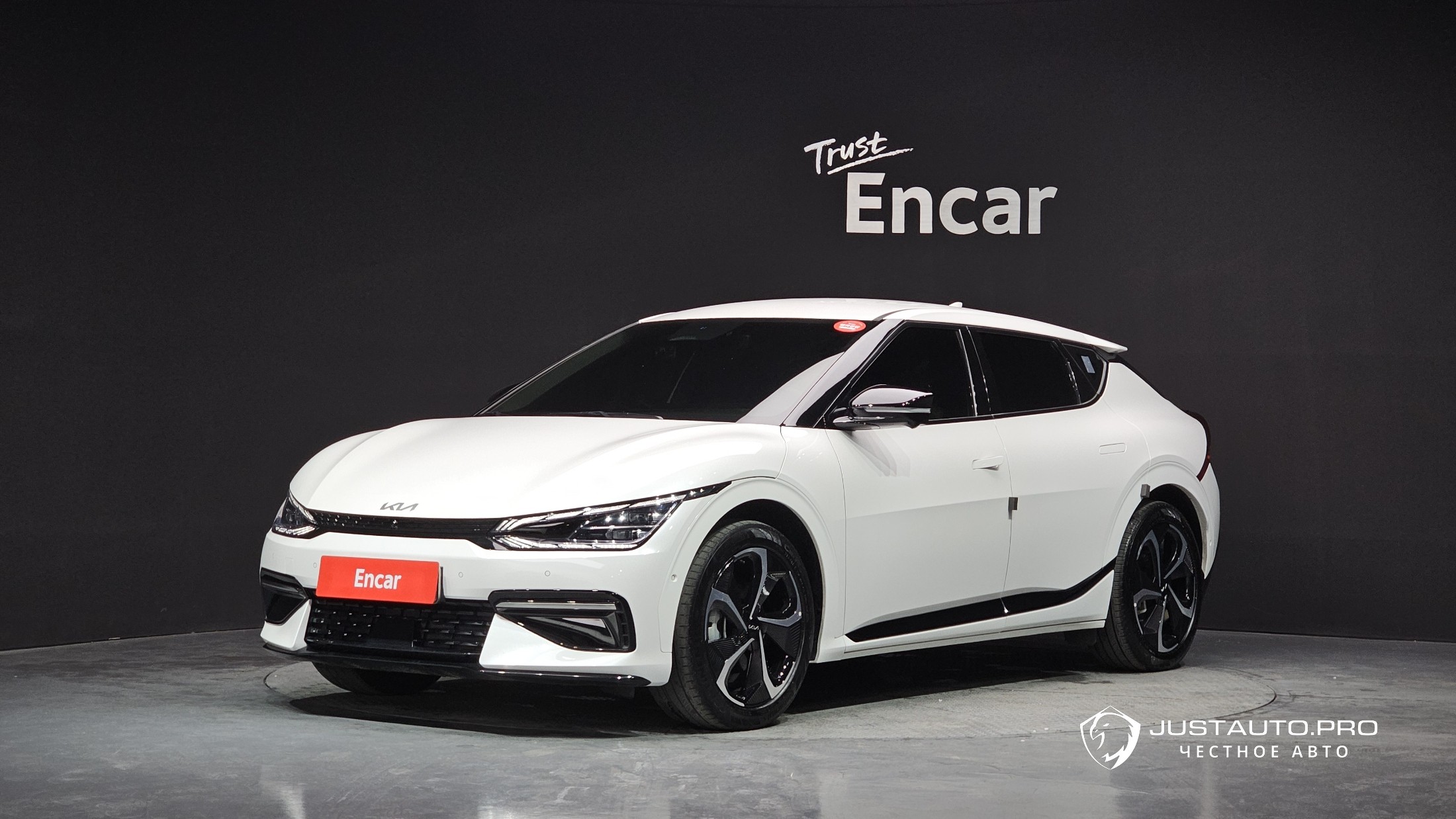 Автомобиль Kia EV6