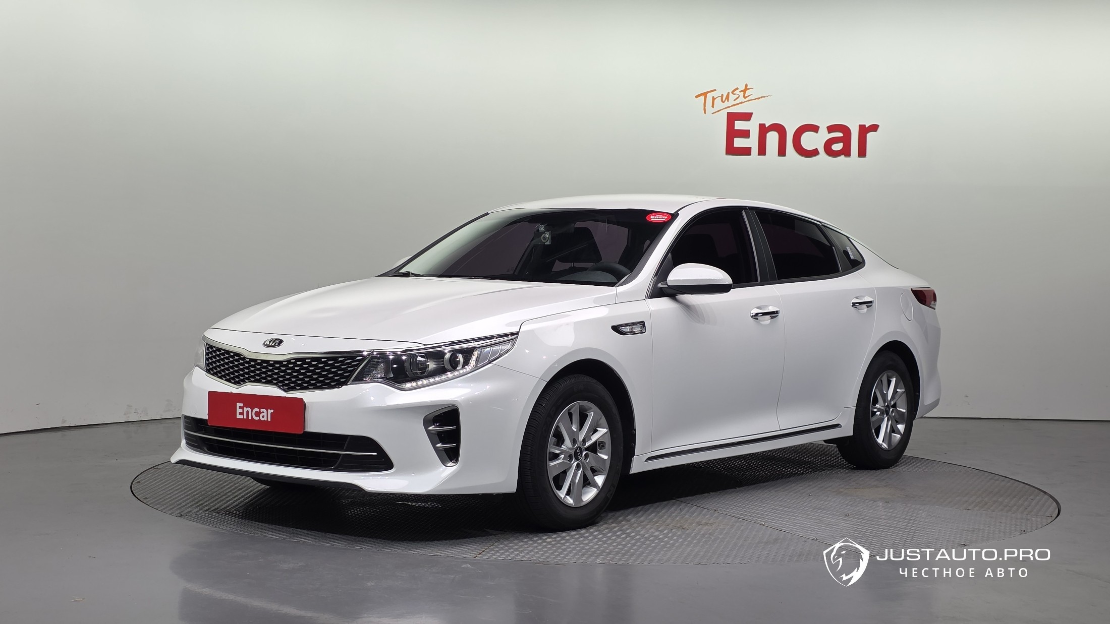 Автомобиль Kia K5