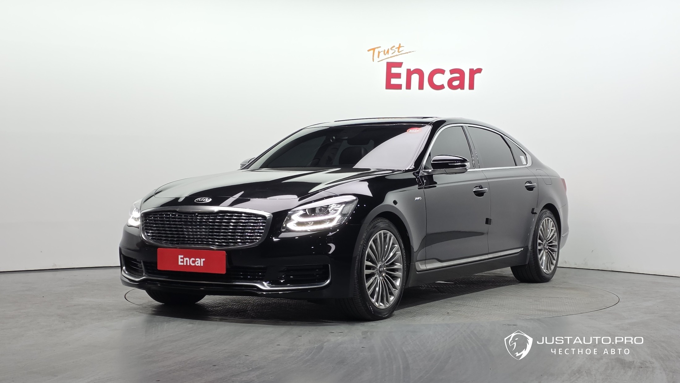 Автомобиль Kia K9