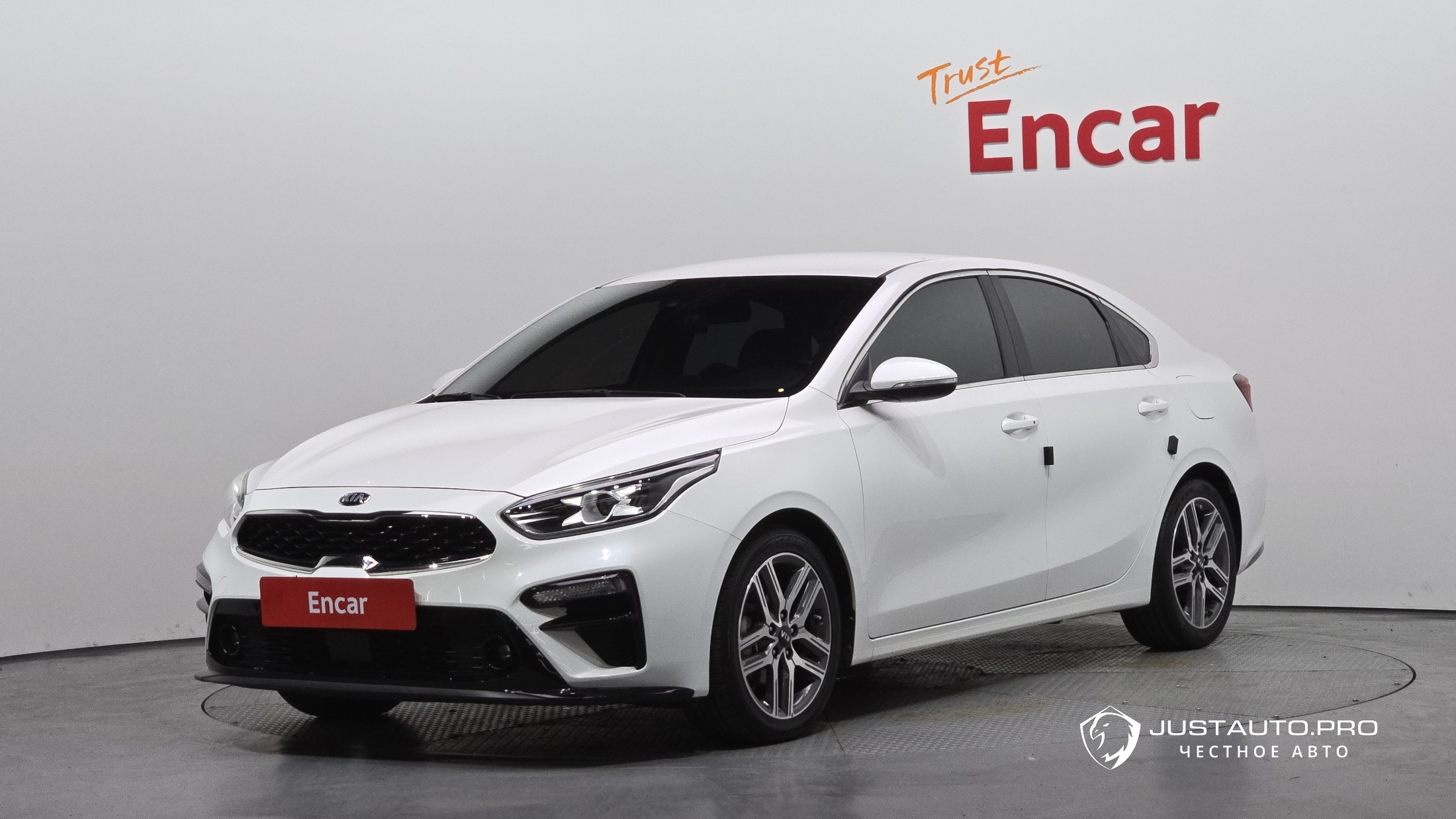 Автомобиль Kia K3