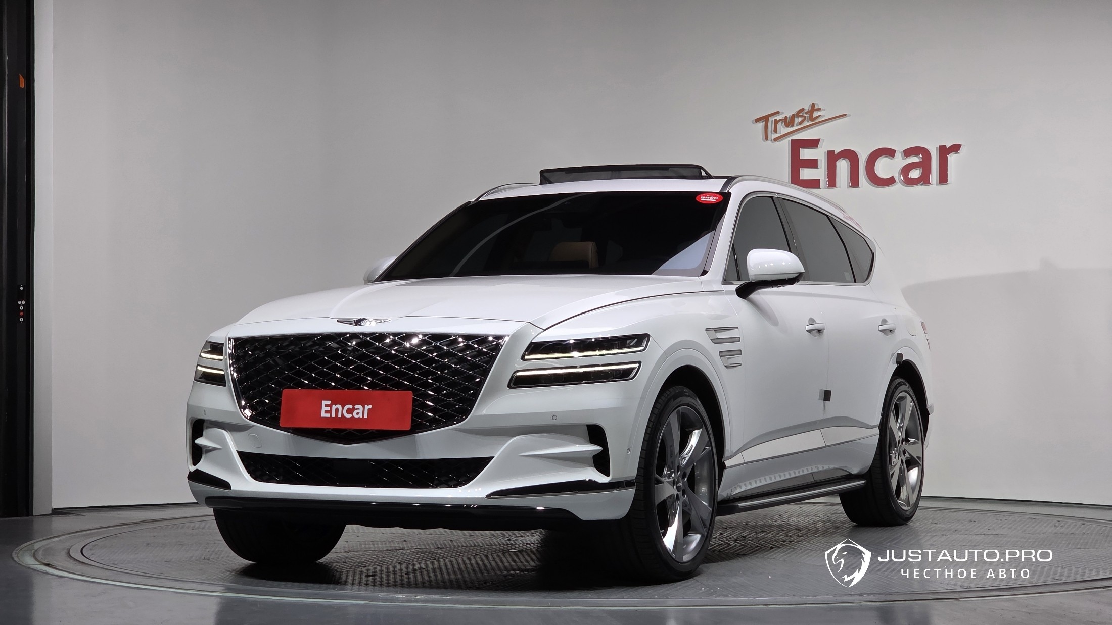 Автомобиль Genesis GV80