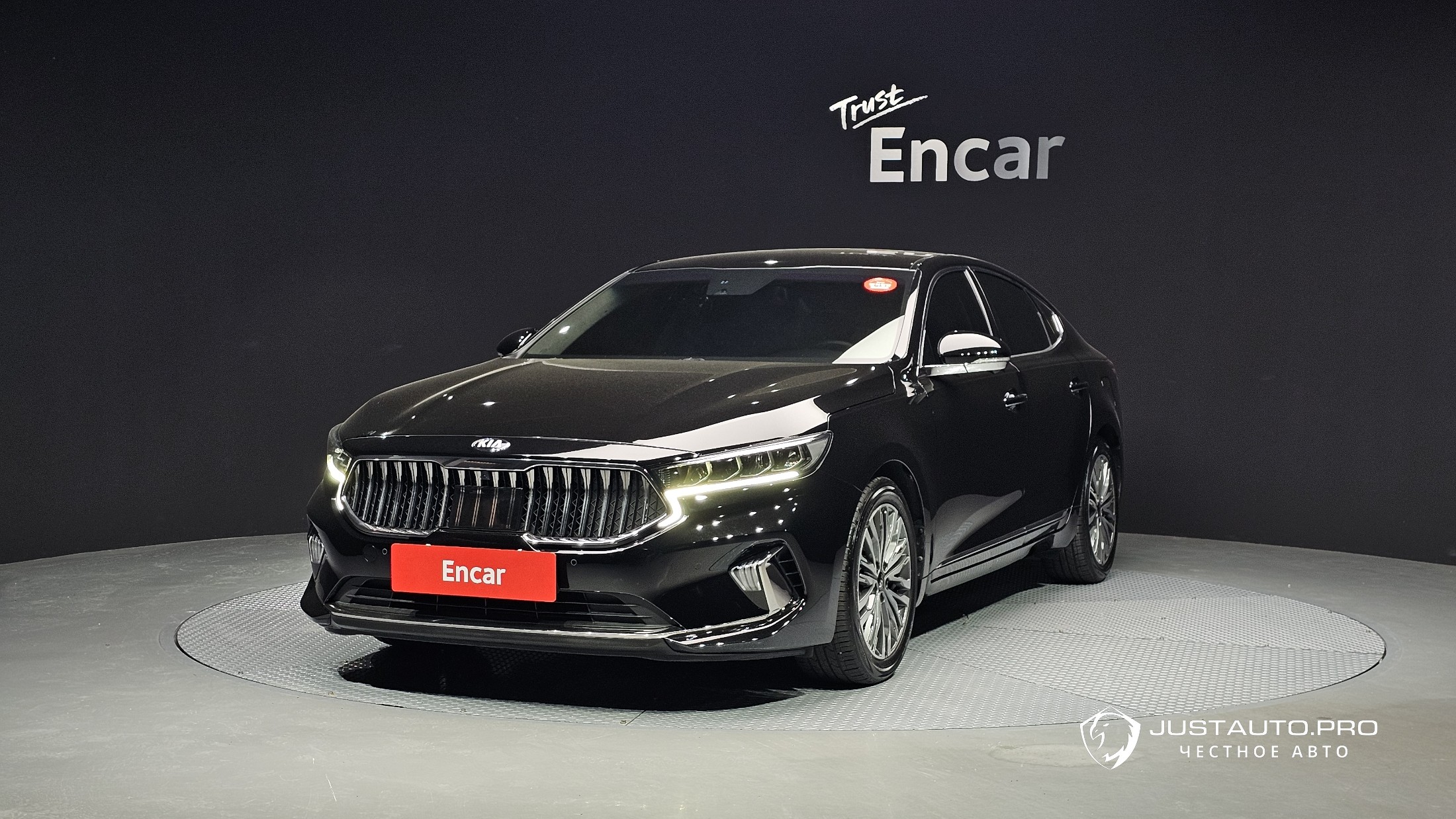 Автомобиль Kia K7