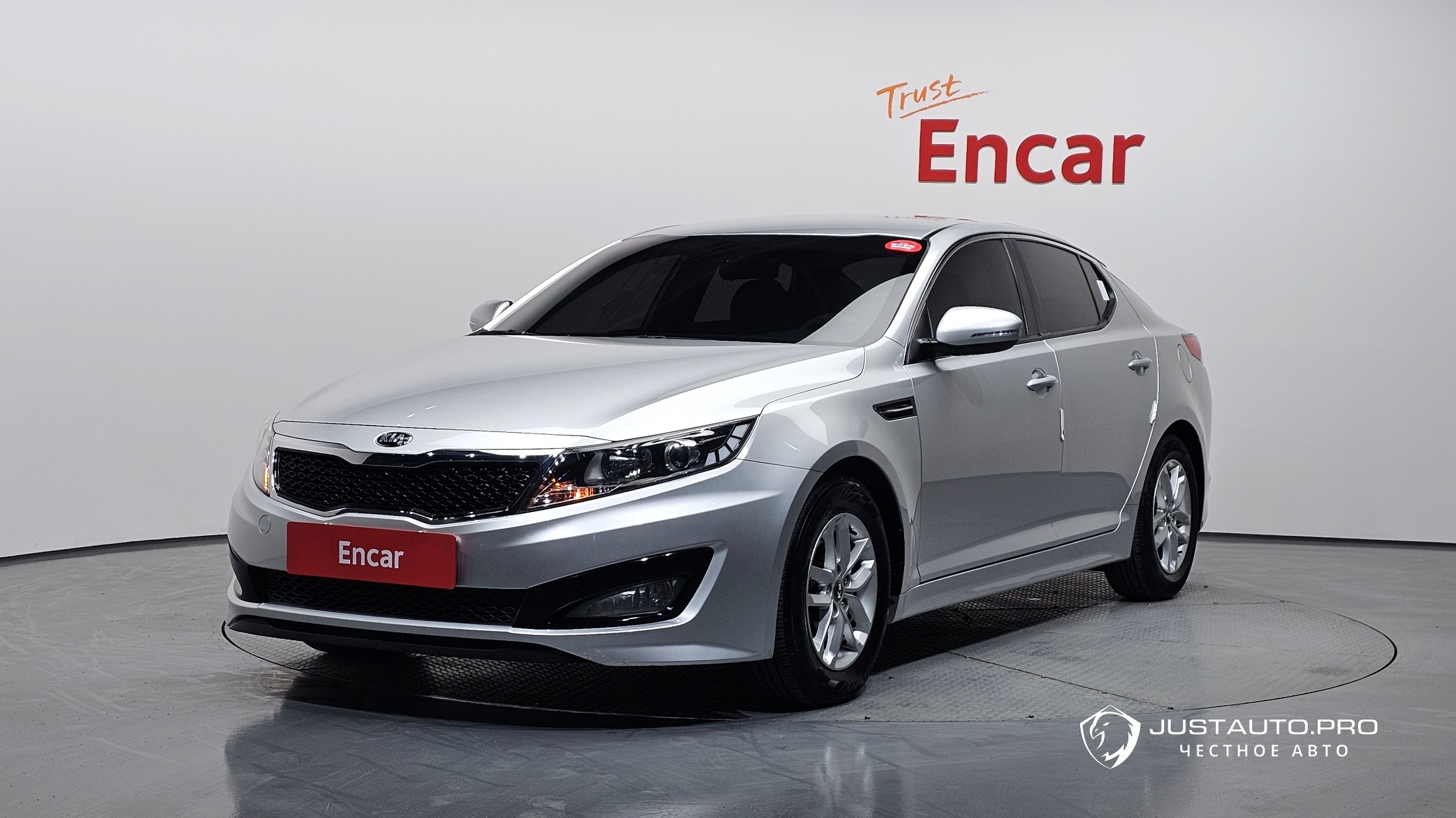 Автомобиль Kia K5