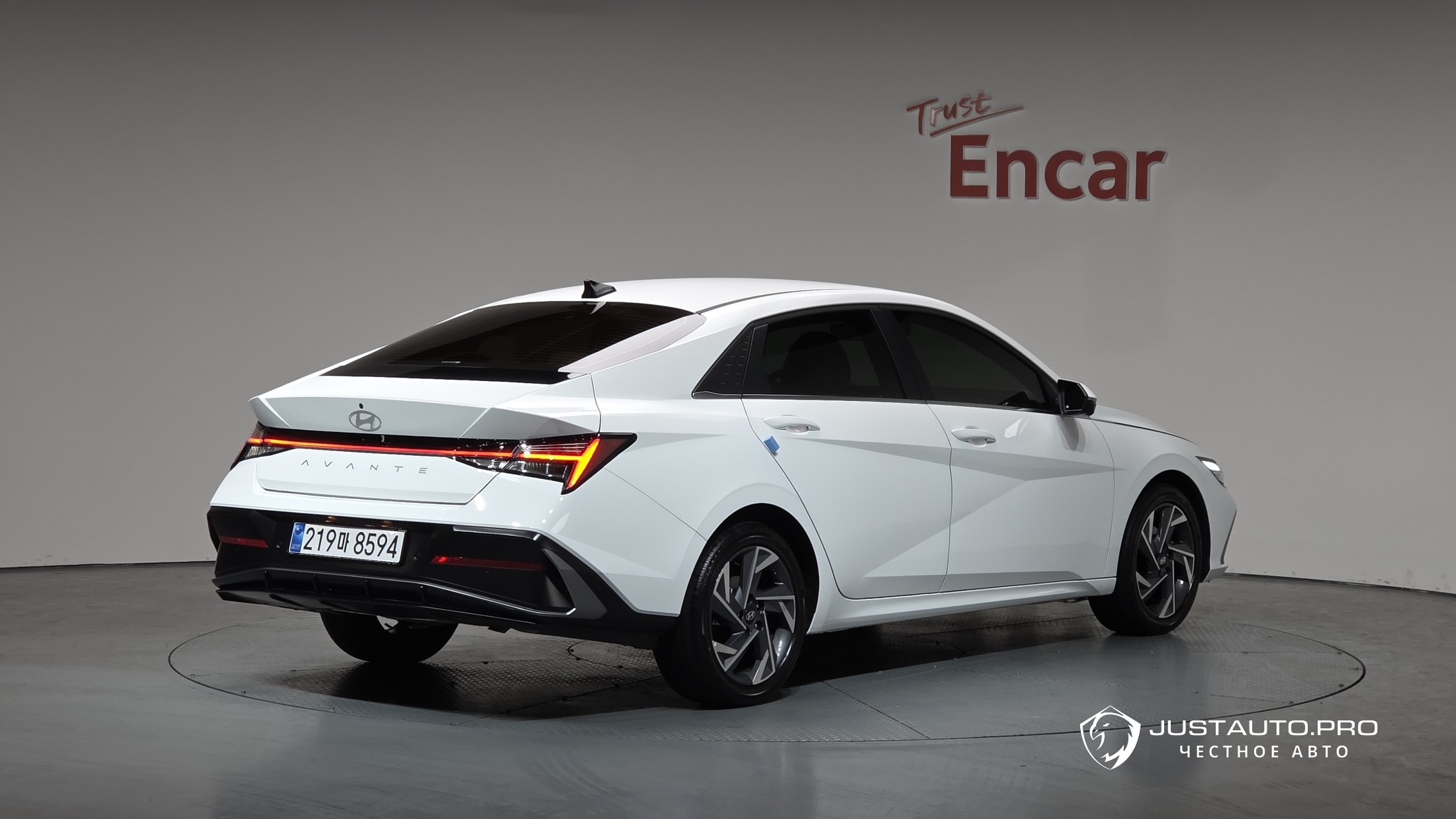 Автомобиль Hyundai AVANTE