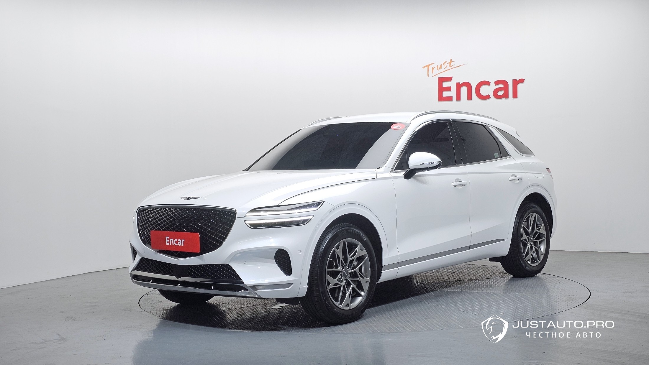 Автомобиль Genesis GV70