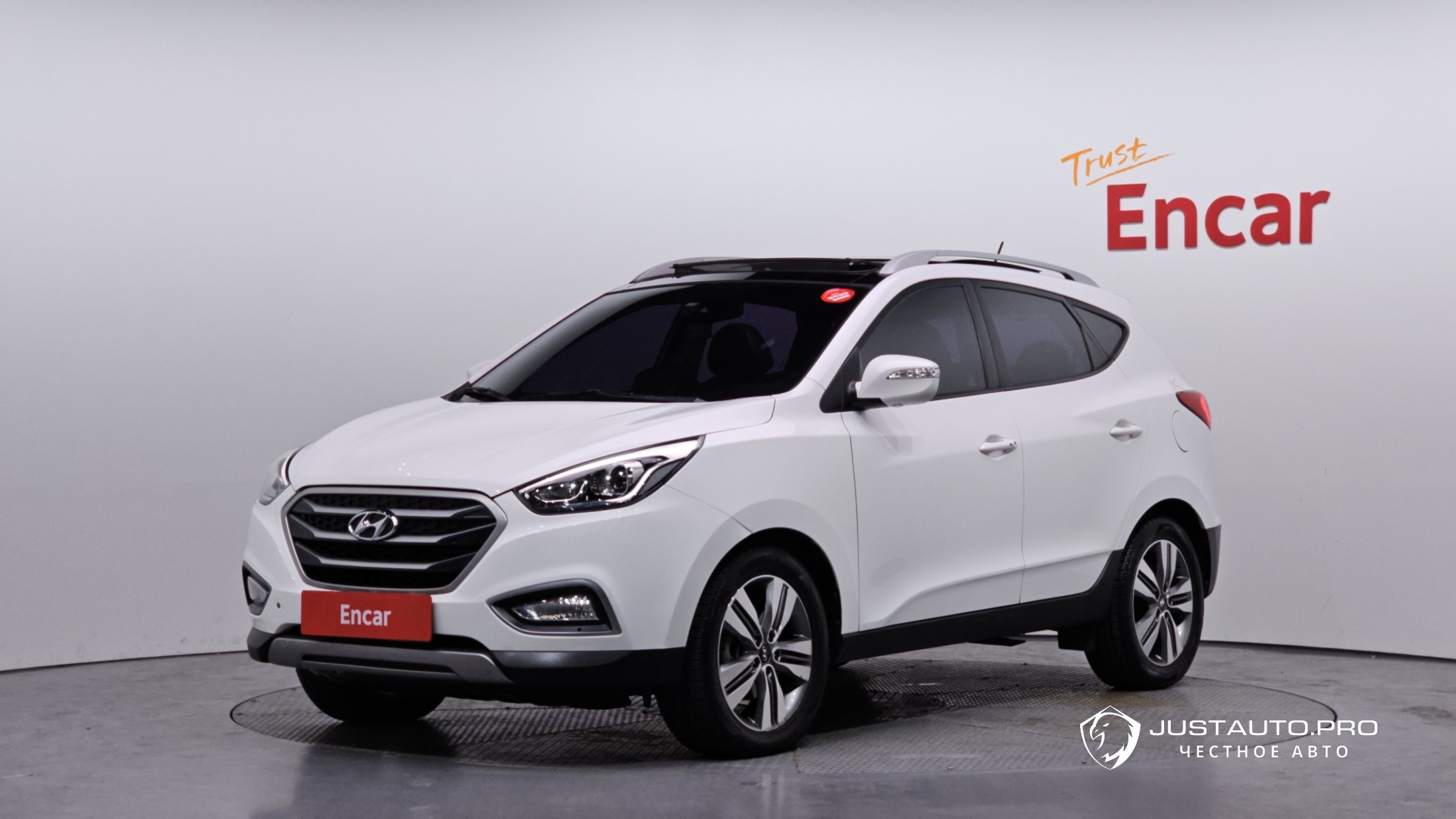 Автомобиль Hyundai Tucson