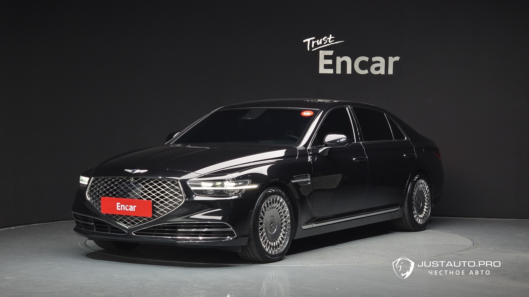 Автомобиль Genesis G90