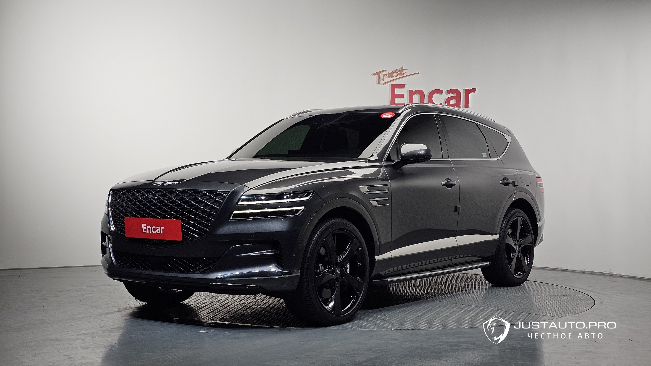 Автомобиль Genesis GV80