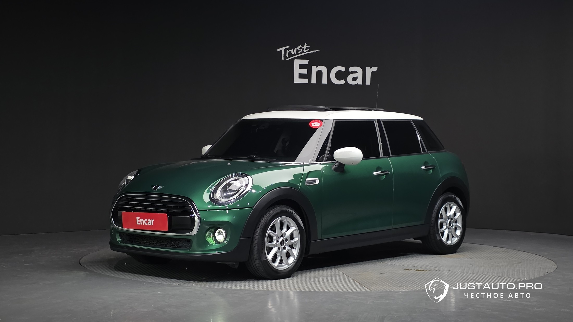 Автомобиль Mini Cooper