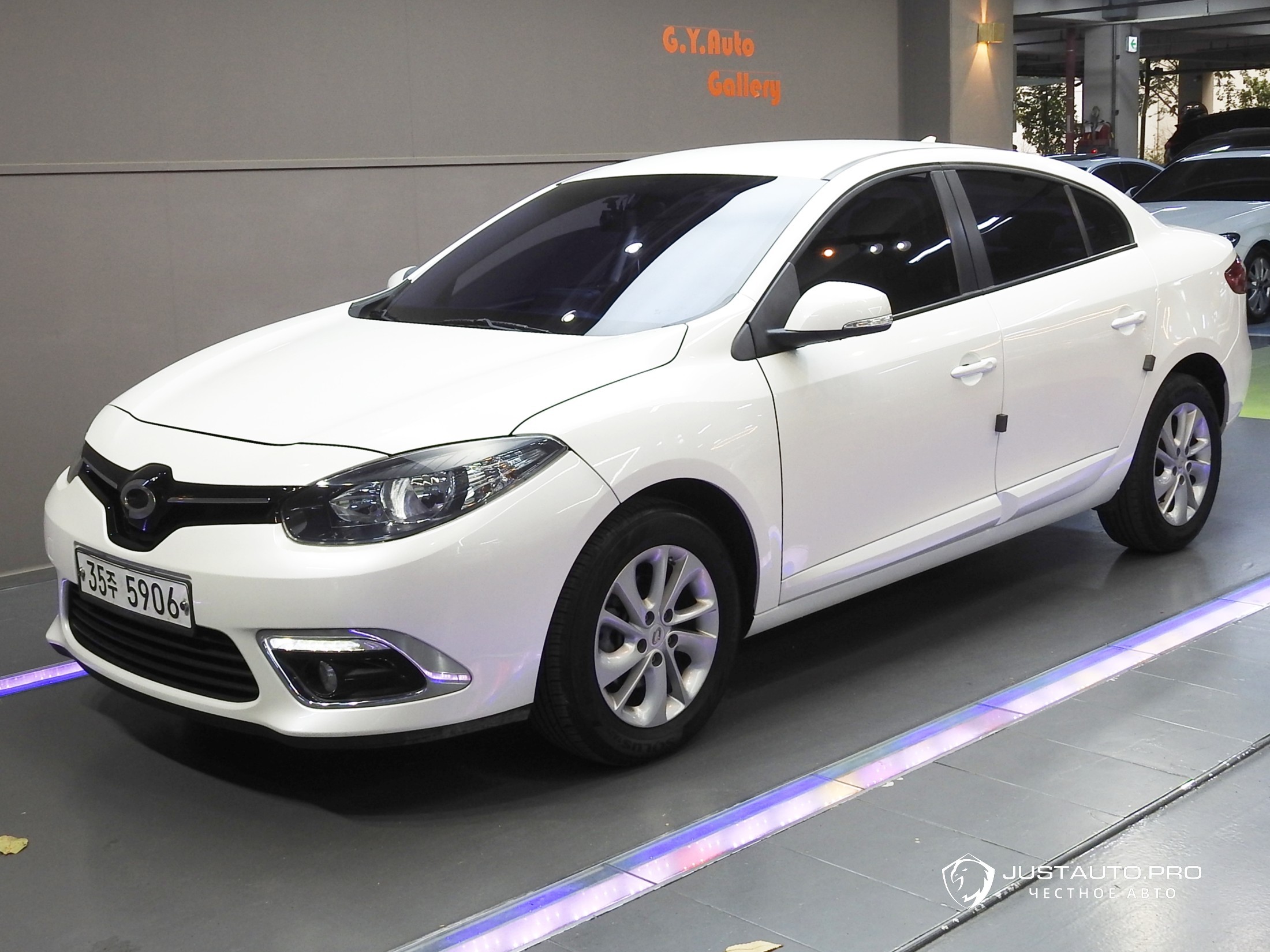 Автомобиль Renault-KoreaSamsung SM3