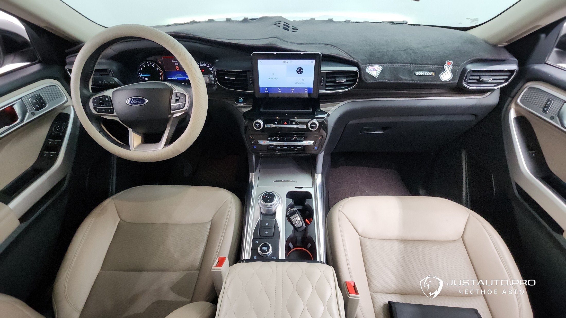 Автомобиль Ford Explorer