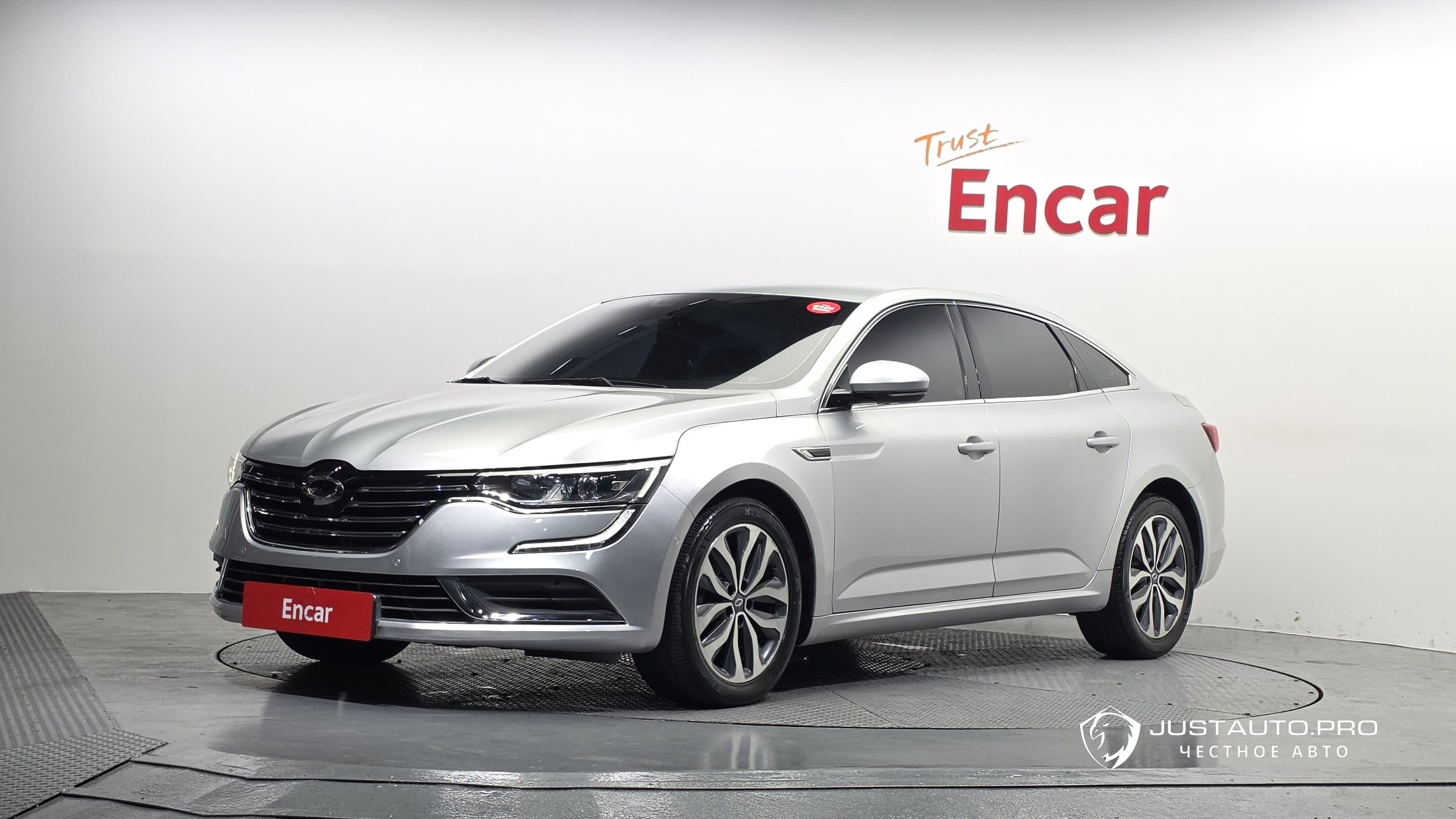 Автомобиль Renault-KoreaSamsung SM6