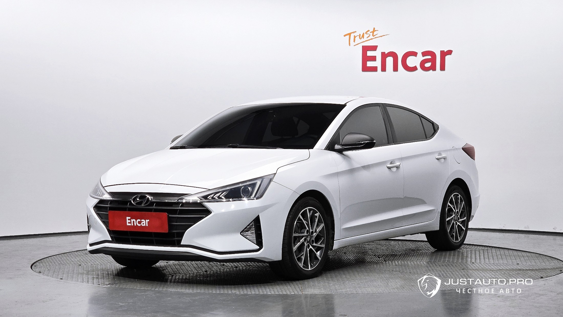 Автомобиль Hyundai AVANTE