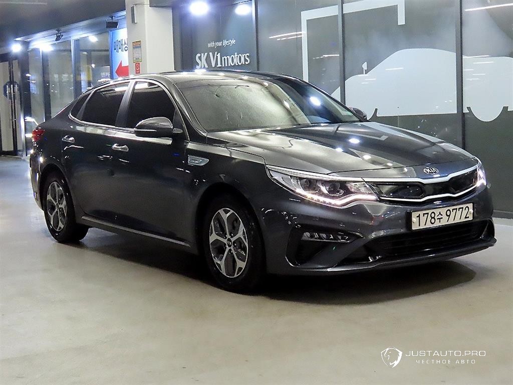 Автомобиль Kia K5