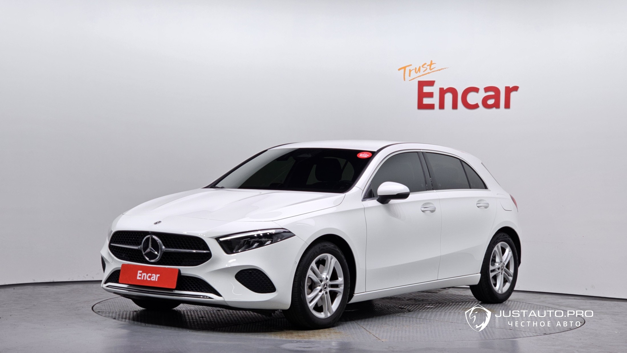 Автомобиль Mercedes-Benz A-Class