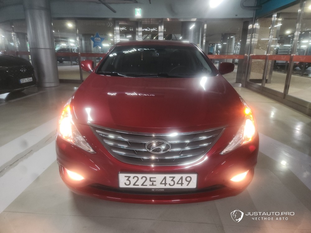 Автомобиль Hyundai Sonata