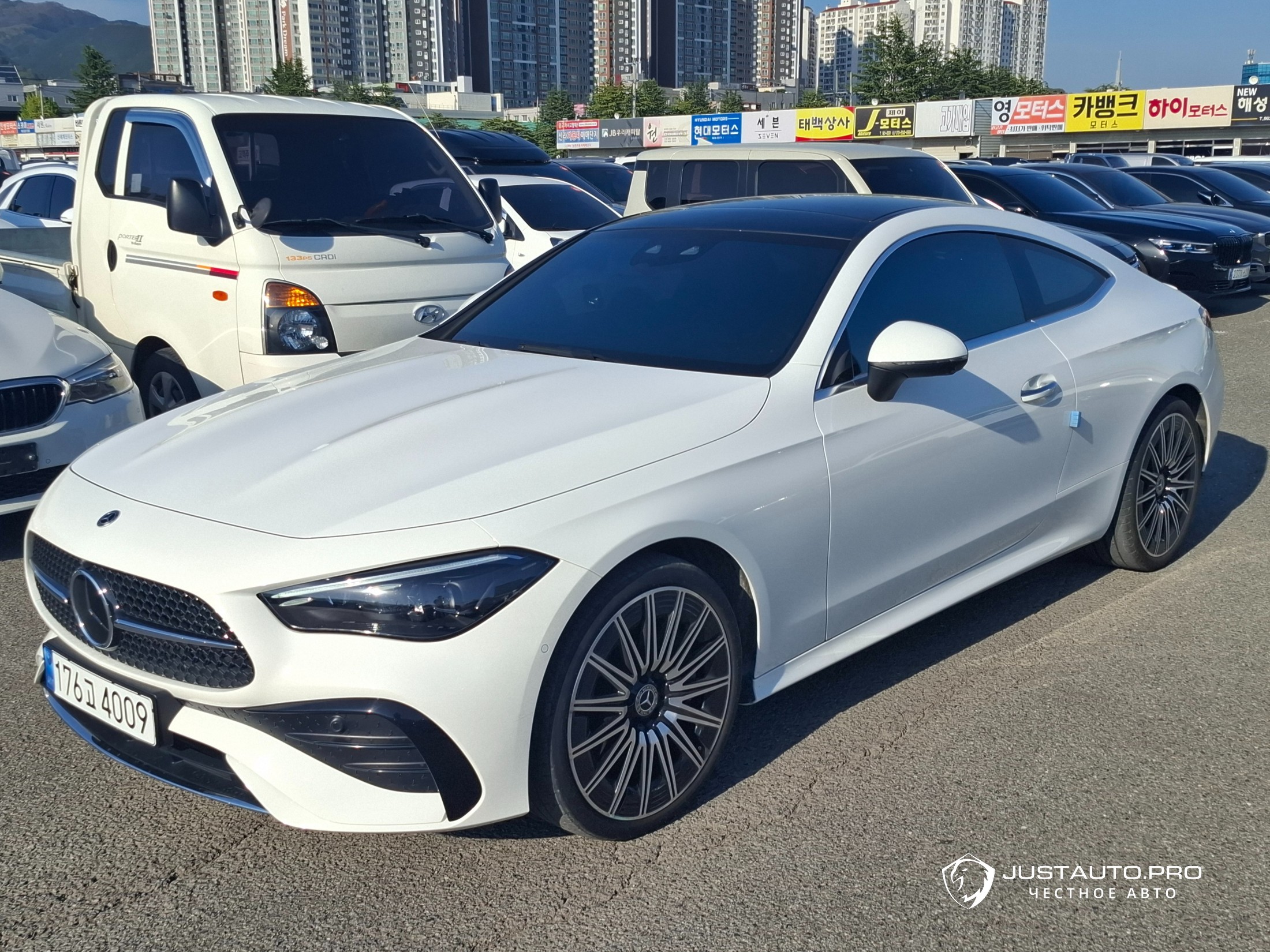 Автомобиль Mercedes-Benz CLE-Class