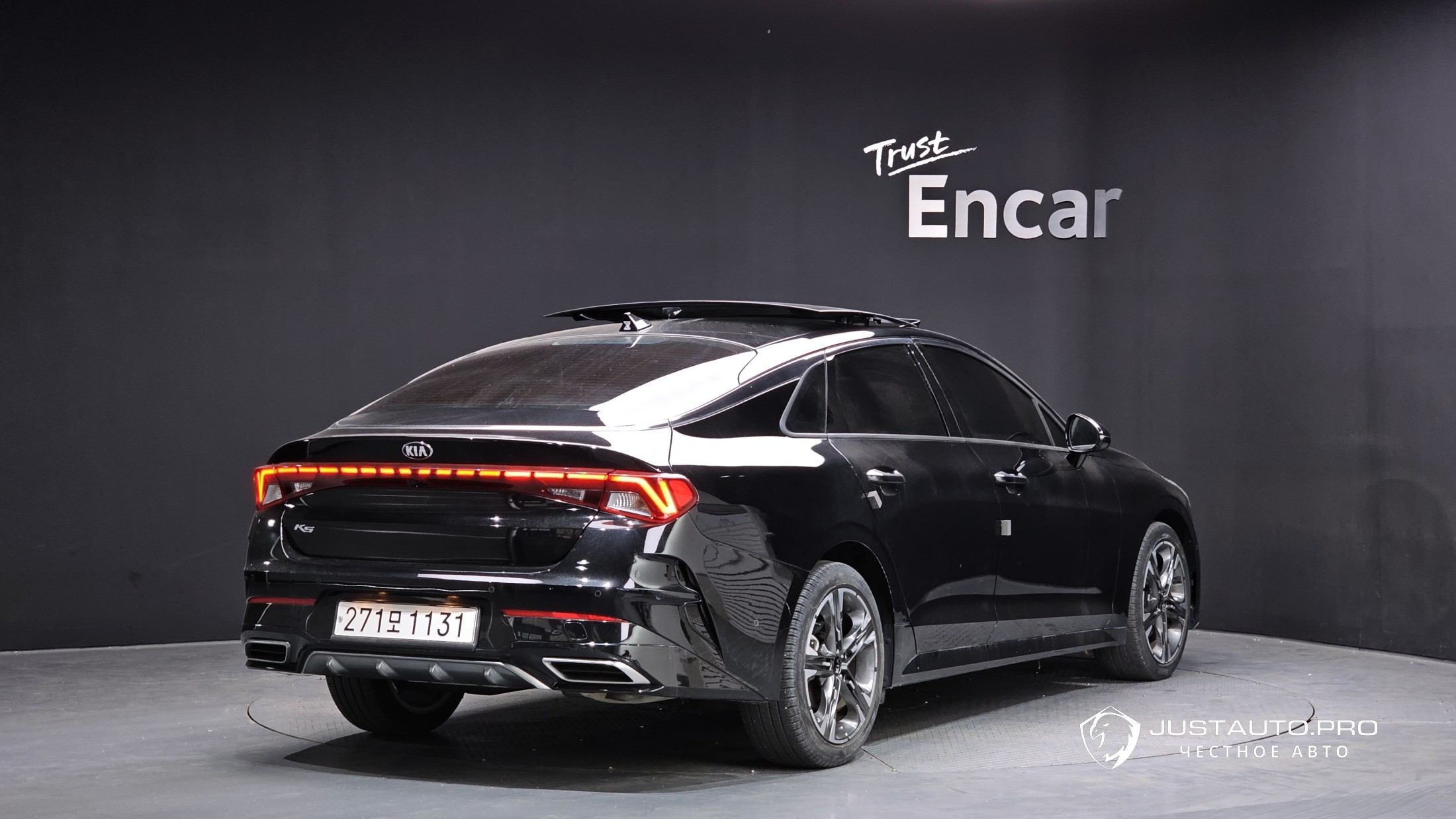 Автомобиль Kia K5
