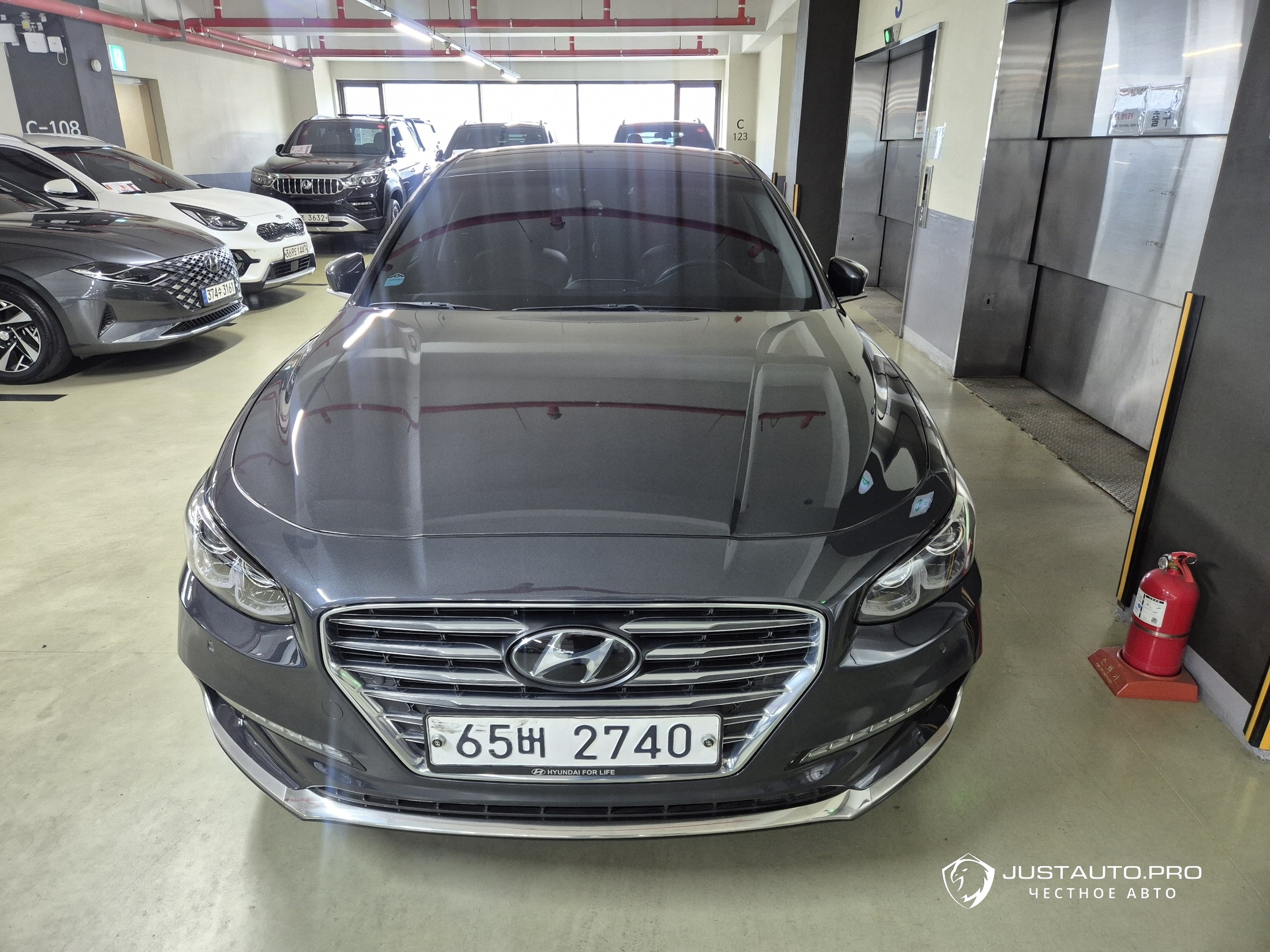 Автомобиль Hyundai Grandeur