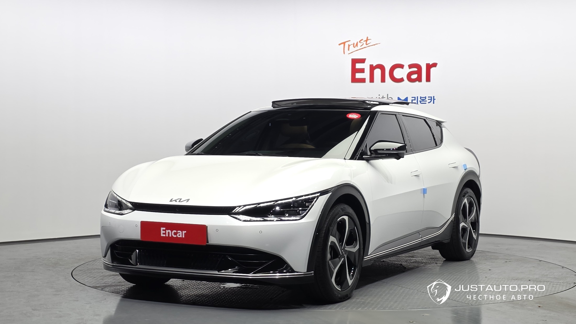 Автомобиль Kia EV6