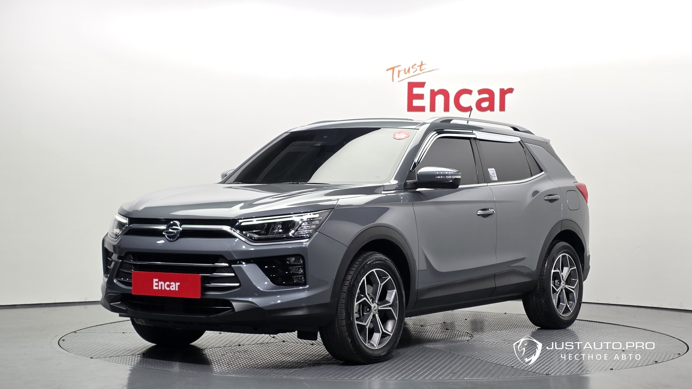 Автомобиль KG_Mobility_Ssangyong KORANDO