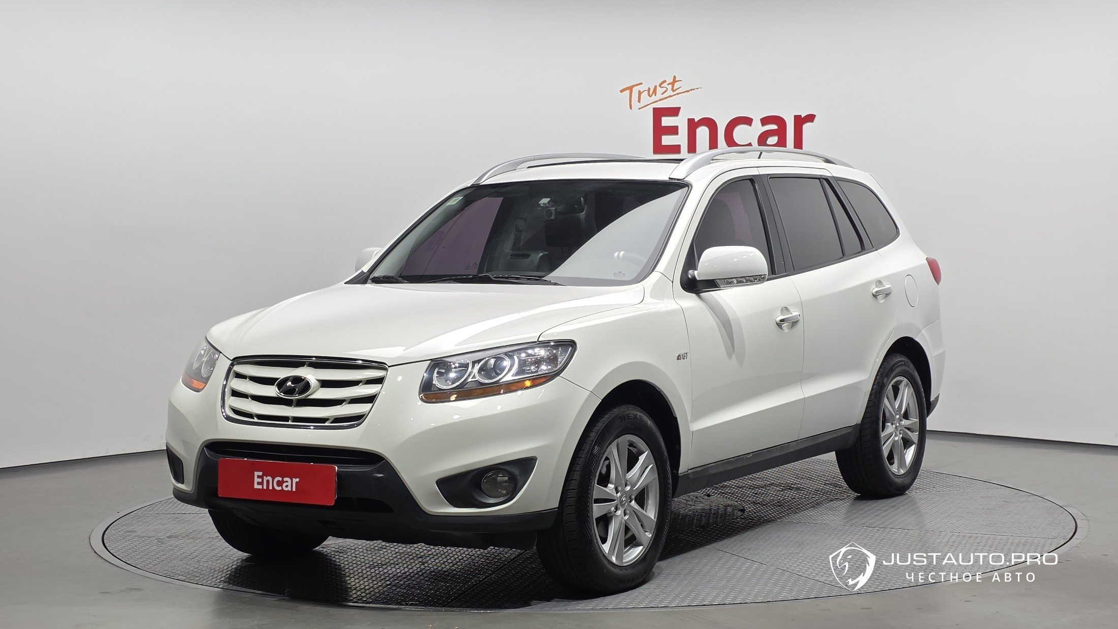 Автомобиль Hyundai Santafe