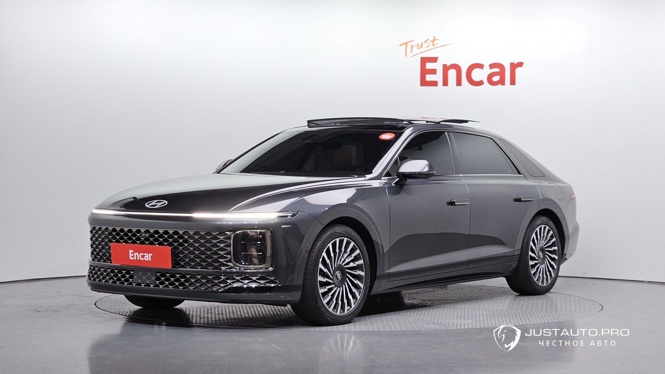 Автомобиль Hyundai Grandeur