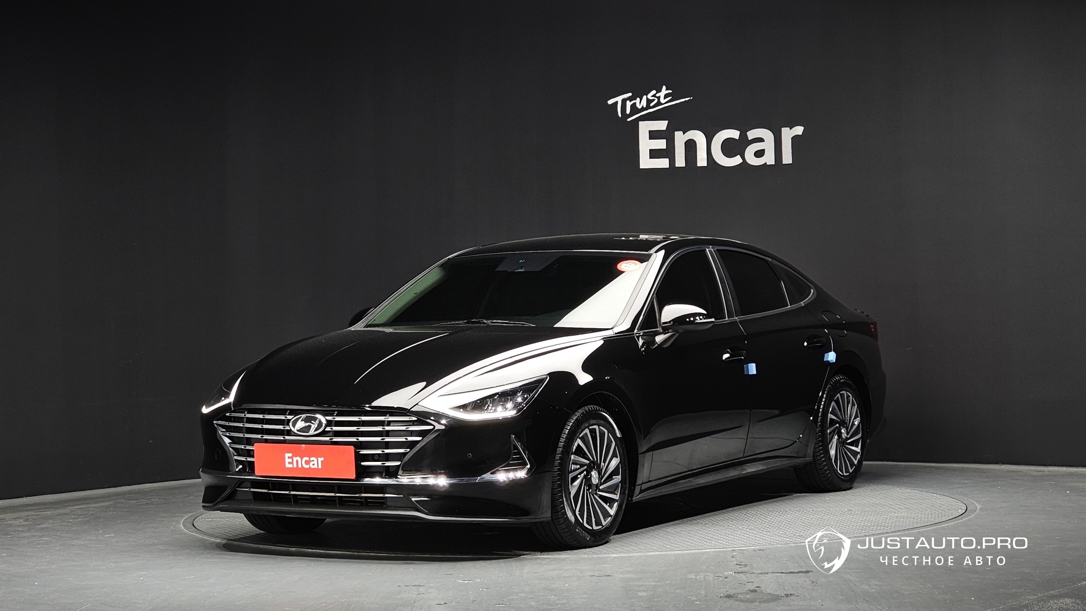 Автомобиль Hyundai Sonata