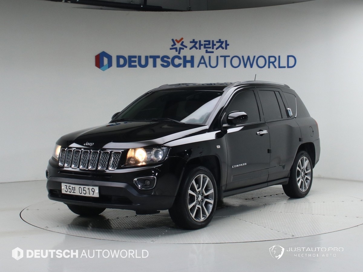 Автомобиль Jeep Compass