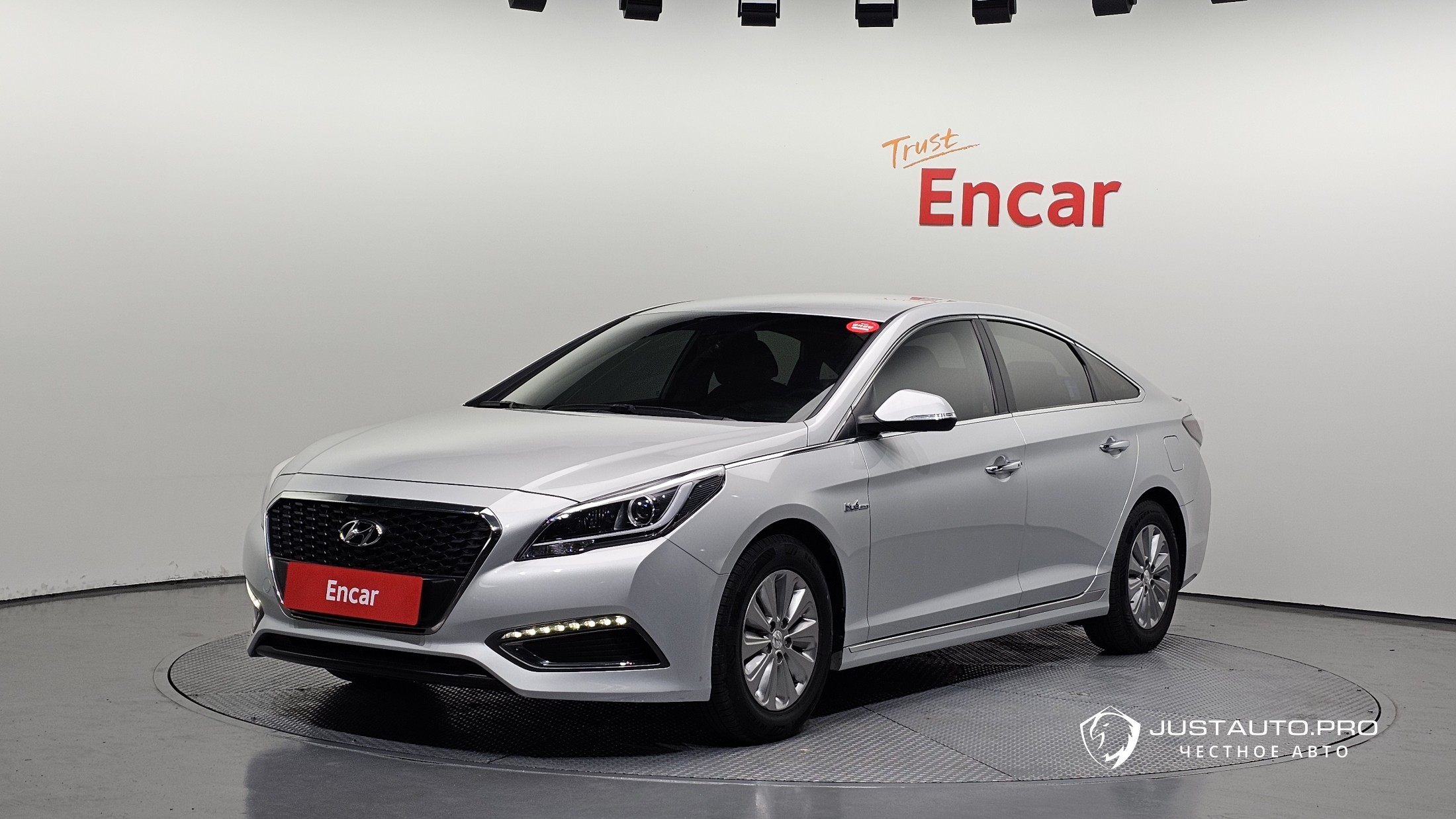 Автомобиль Hyundai Sonata