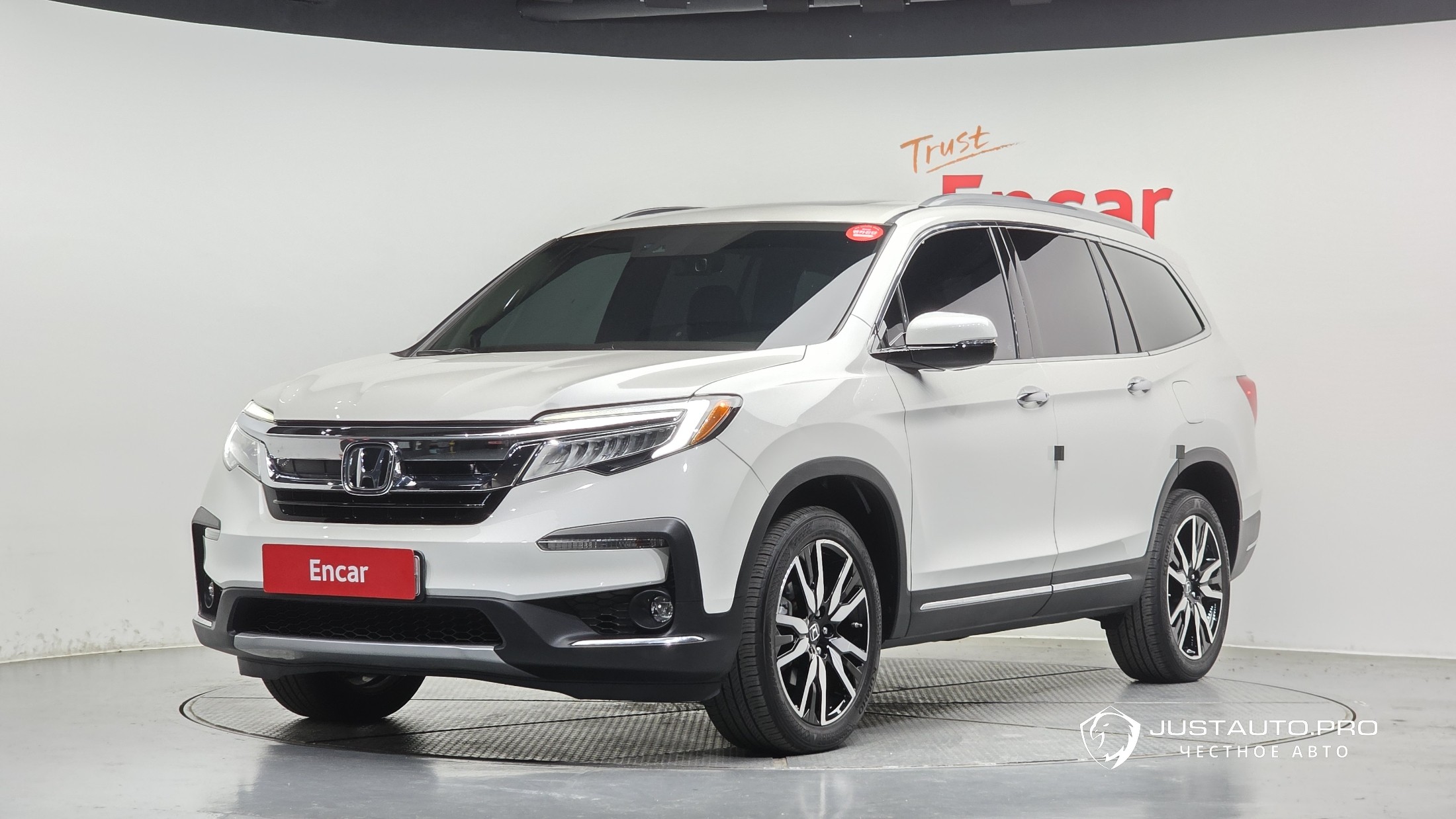 Автомобиль Honda Pilot