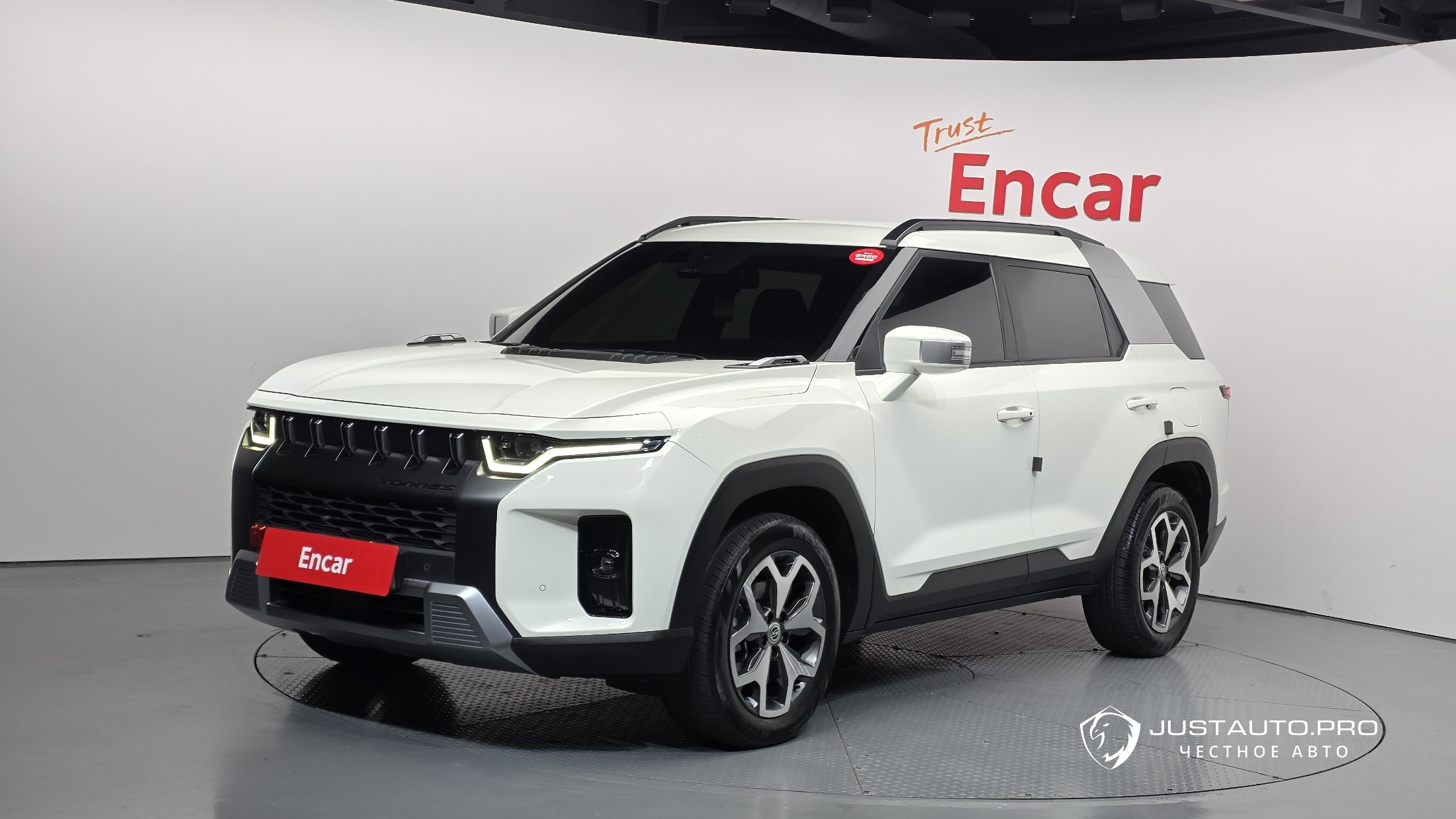 Автомобиль KG_Mobility_Ssangyong Torres