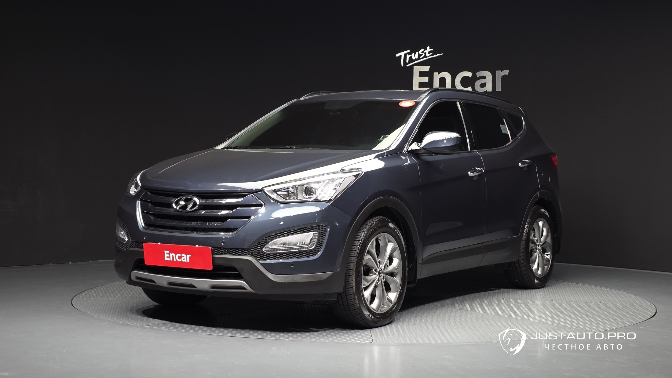Автомобиль Hyundai Santafe