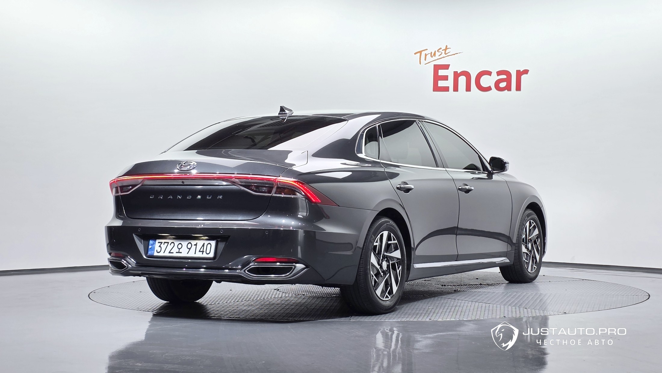 Автомобиль Hyundai Grandeur