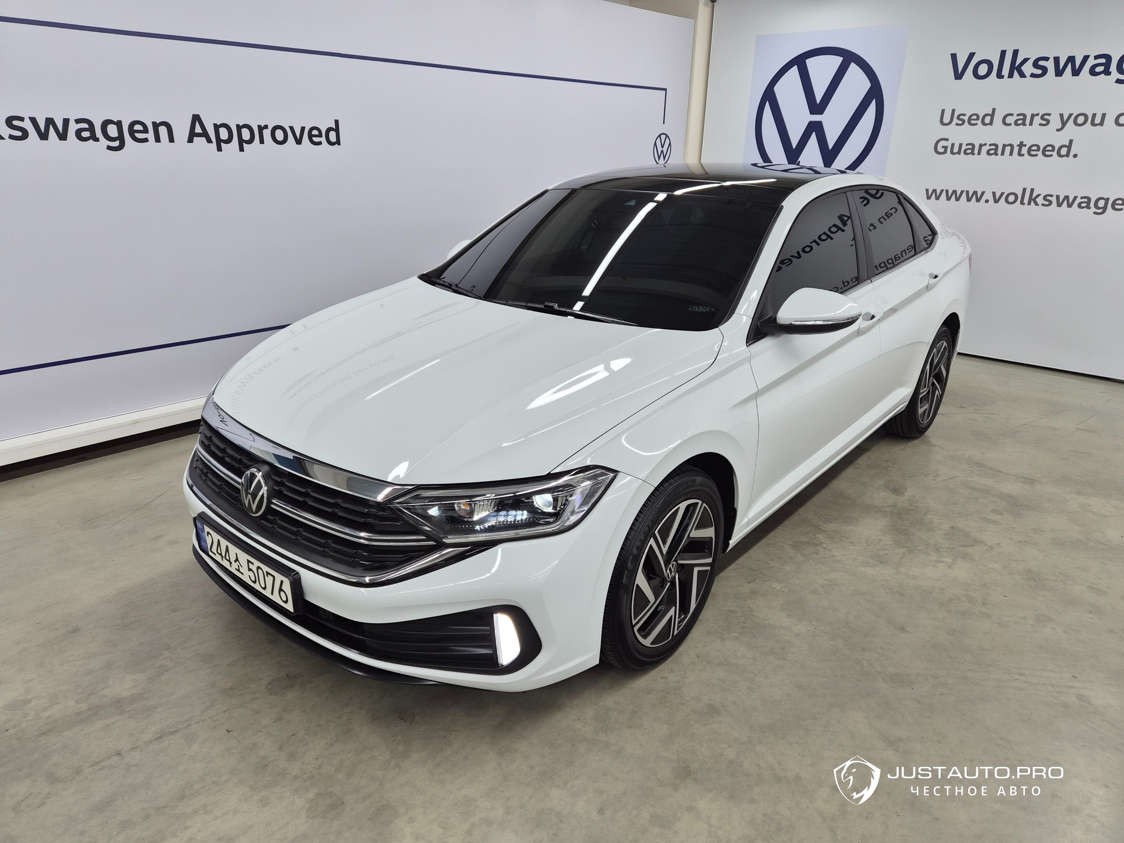 Автомобиль Volkswagen Jetta