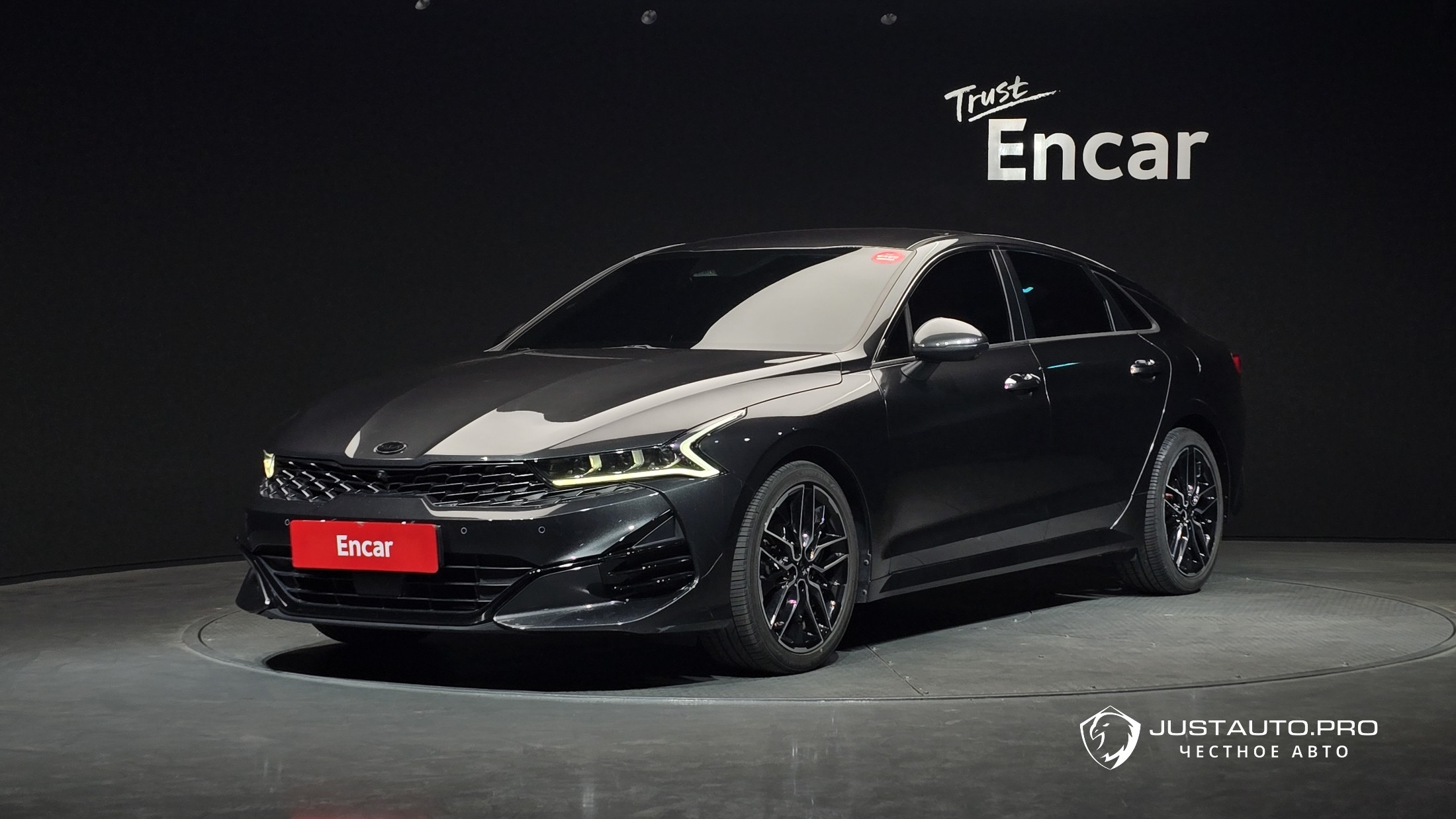 Автомобиль Kia K5