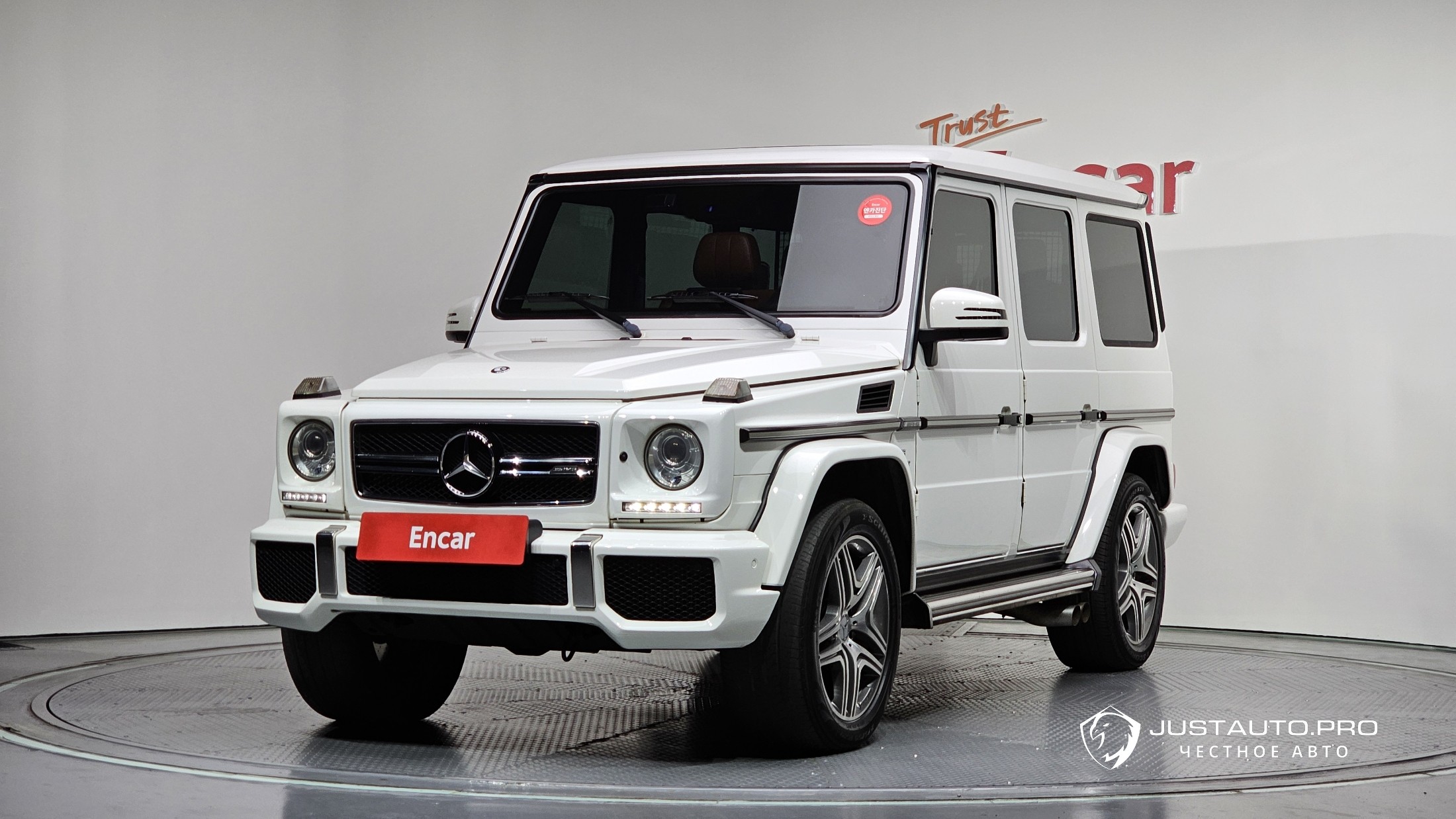 Автомобиль Mercedes-Benz G-Class